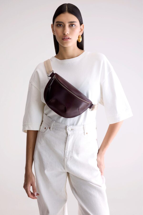 BW25181220M0851-063_1484077_64a927e9-0962-4a73-b74d-2cb35baa4952.jpg Rosie sling bag (252 / W / BORDEAUX)