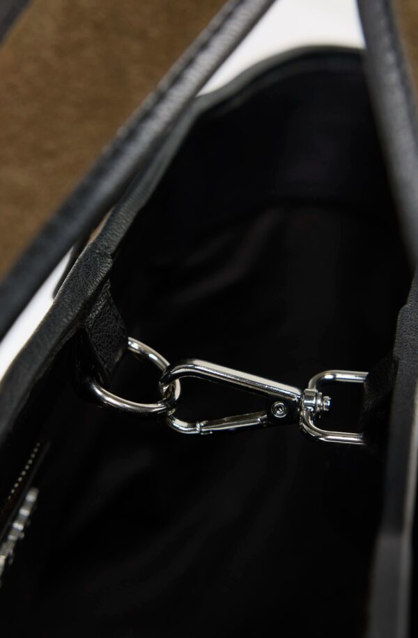 BW26281820M1036-039_16552929999_bd20a642-f8fc-4557-a429-06f42a7cc51f.jpg Kub mini suede-leather bag (262 / W / ARMY)