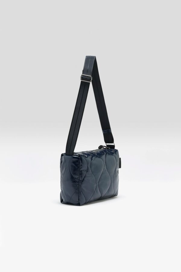 BW26282420F1920F-903_16548009999_b4205767-dbde-408b-bf46-8788a59ff015.jpg Hobbes crossbody bag (262 / W / CAPTAIN)
